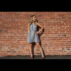 BCBG dress size 2 perfect for weekend brunch, work, can dress it up or down.